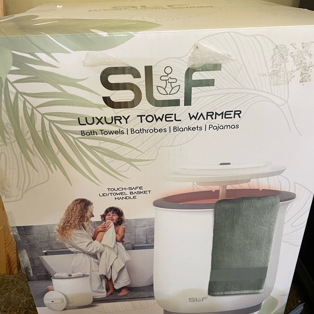 LF Luxury Towel Warmer